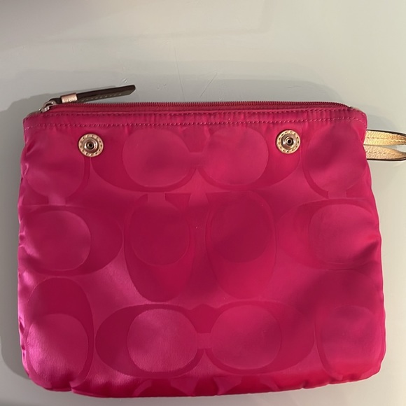 Hot Pink Colour Tote Bag by Coach (2 in 1) - Picture 6 of 11